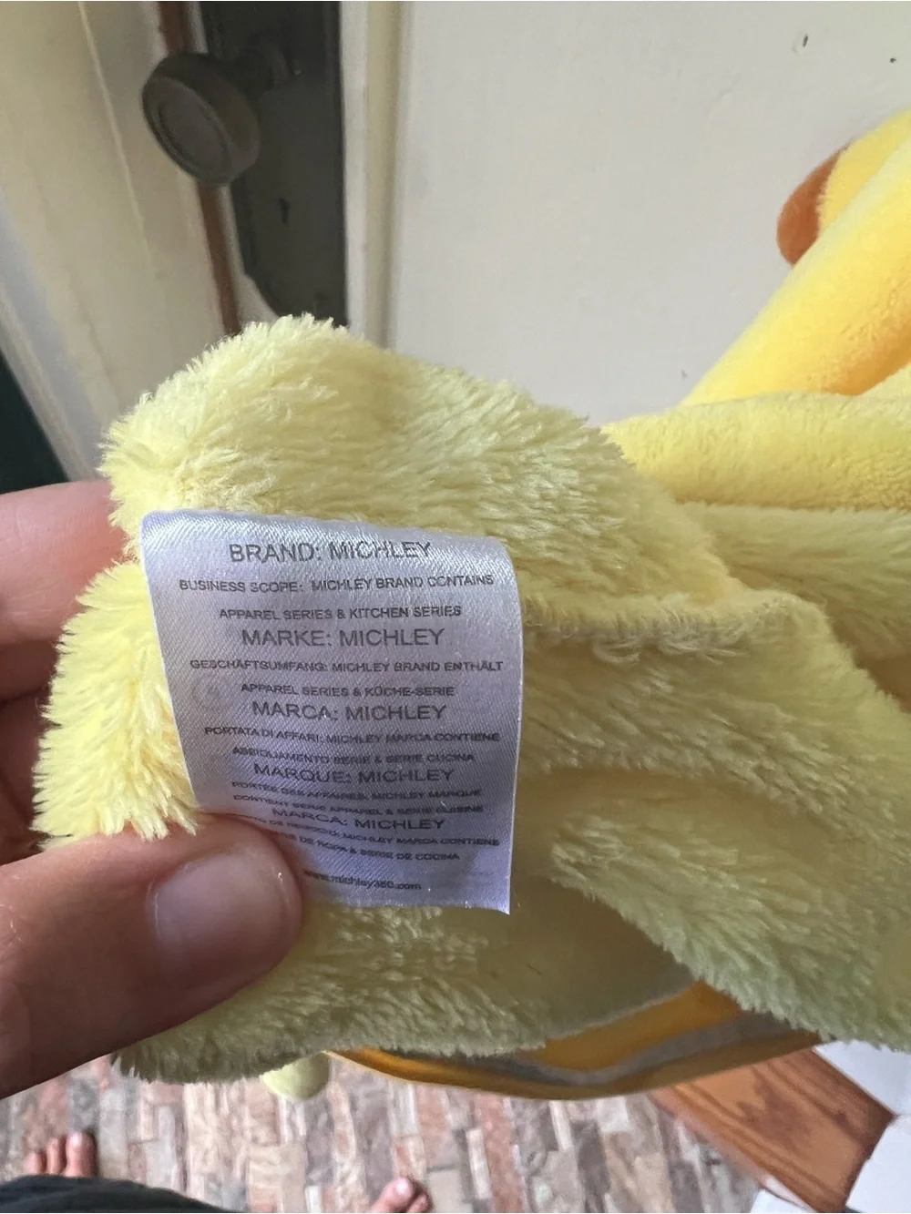 N/A soft yellow